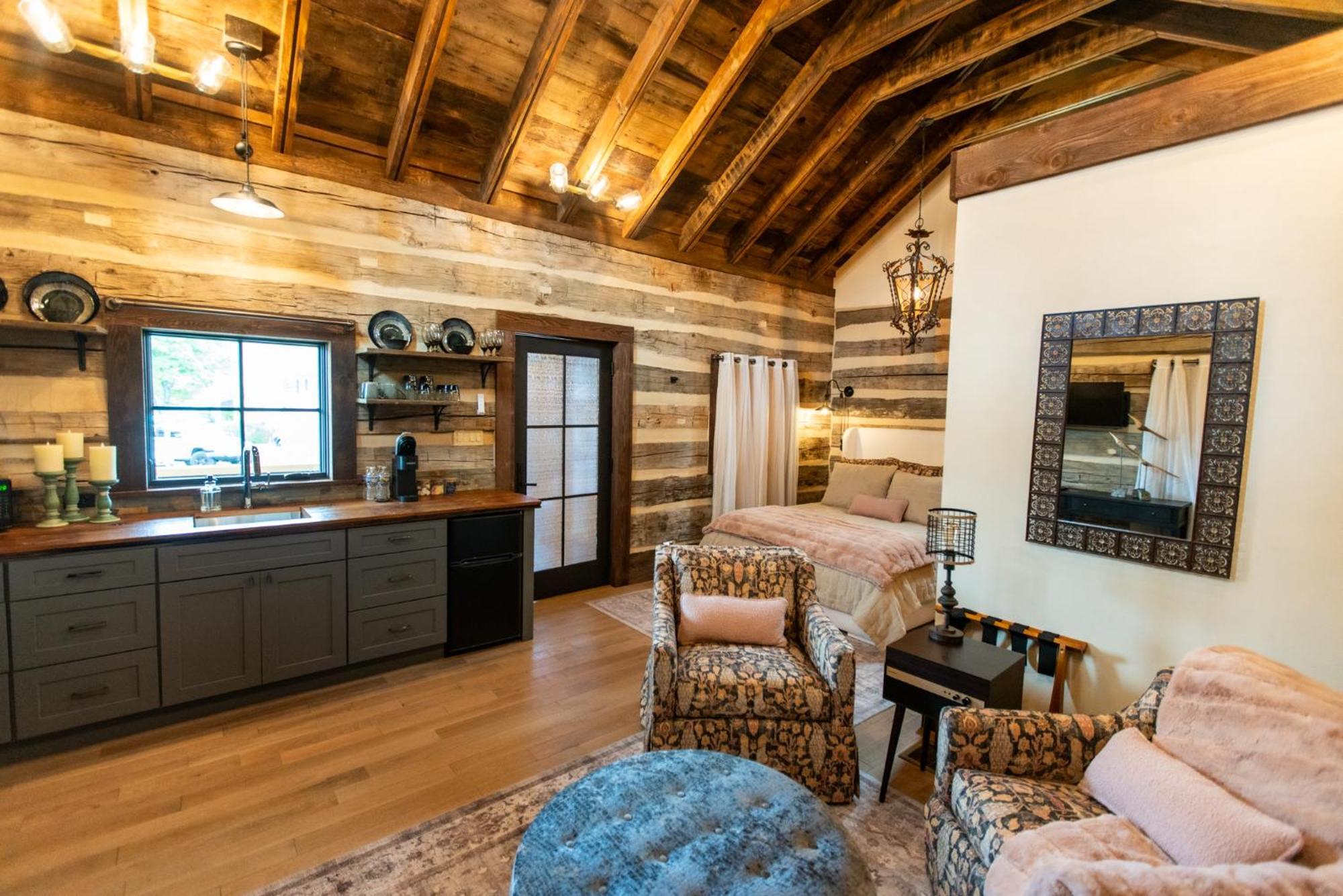 Barnwood Village White Sulphur Springs Exteriér fotografie